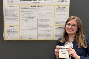Caroline Koenig presenting at the Midwest Political Science Association Annual Meeting in Chicago.