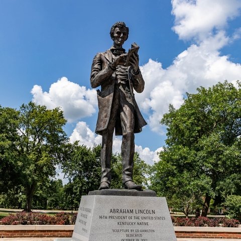 Campus statue of Abraham Lincoln